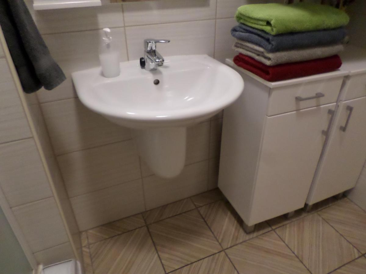 Lakoparki Apartman ヴェスプレーム エクステリア 写真